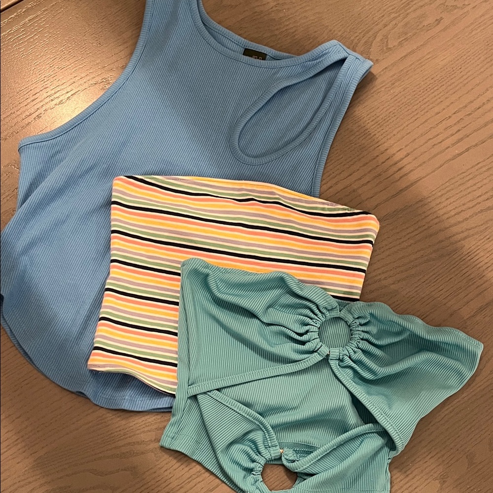 Set of three tops